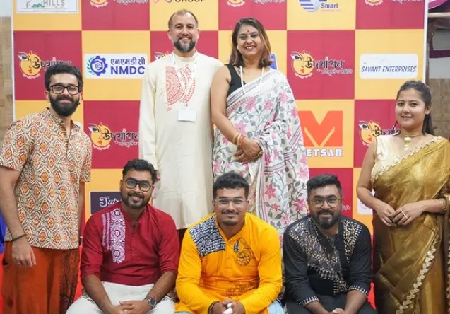 Durga Puja show at Udjapon Sanskritik Samiti on Maha Ashtami 2025